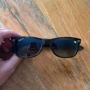 rayban polarized wayfarer sunglasses